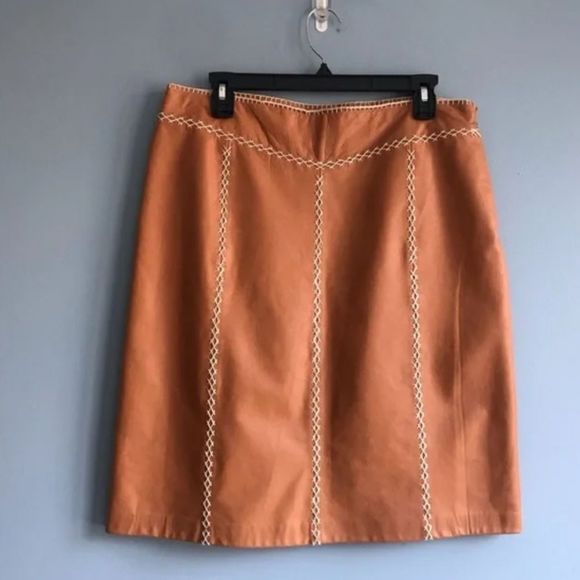 Gap Khakis Camel Leather Stitch Pencil Skirt, NWOT Southwestern Boho Vibe Sz.0 - Picture 2 of 7